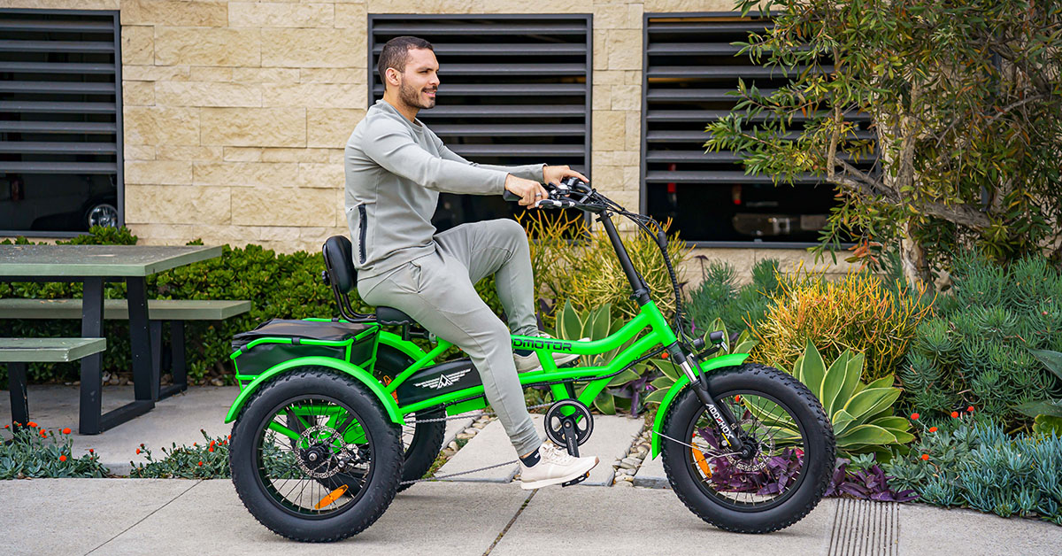 Addmotor recumbent tricycle